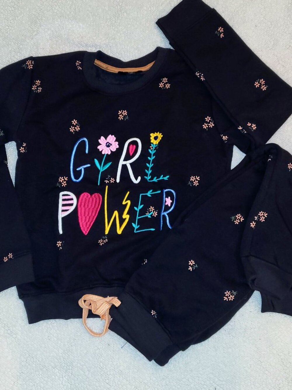 NWOT** Girls Fleece Pants Set